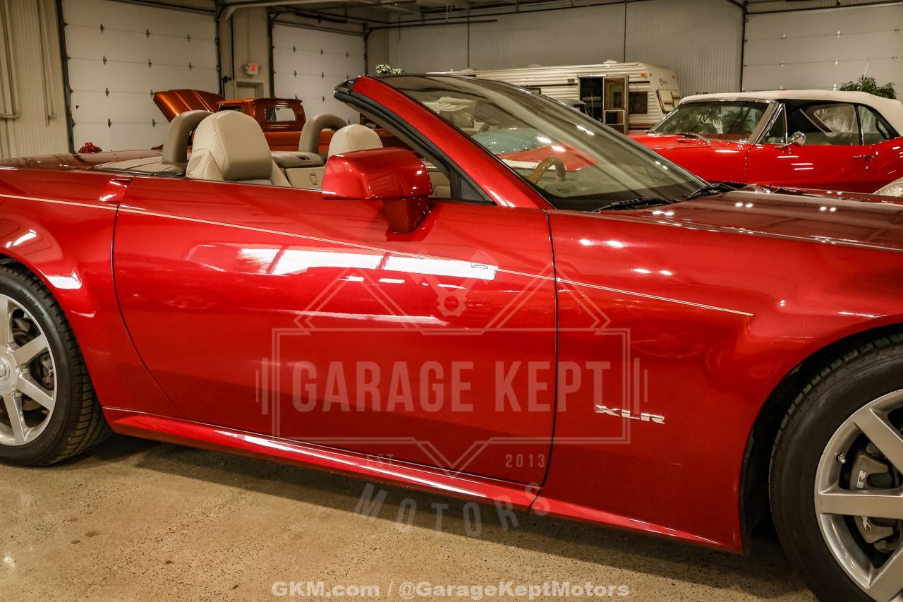 2005 Cadillac XLR