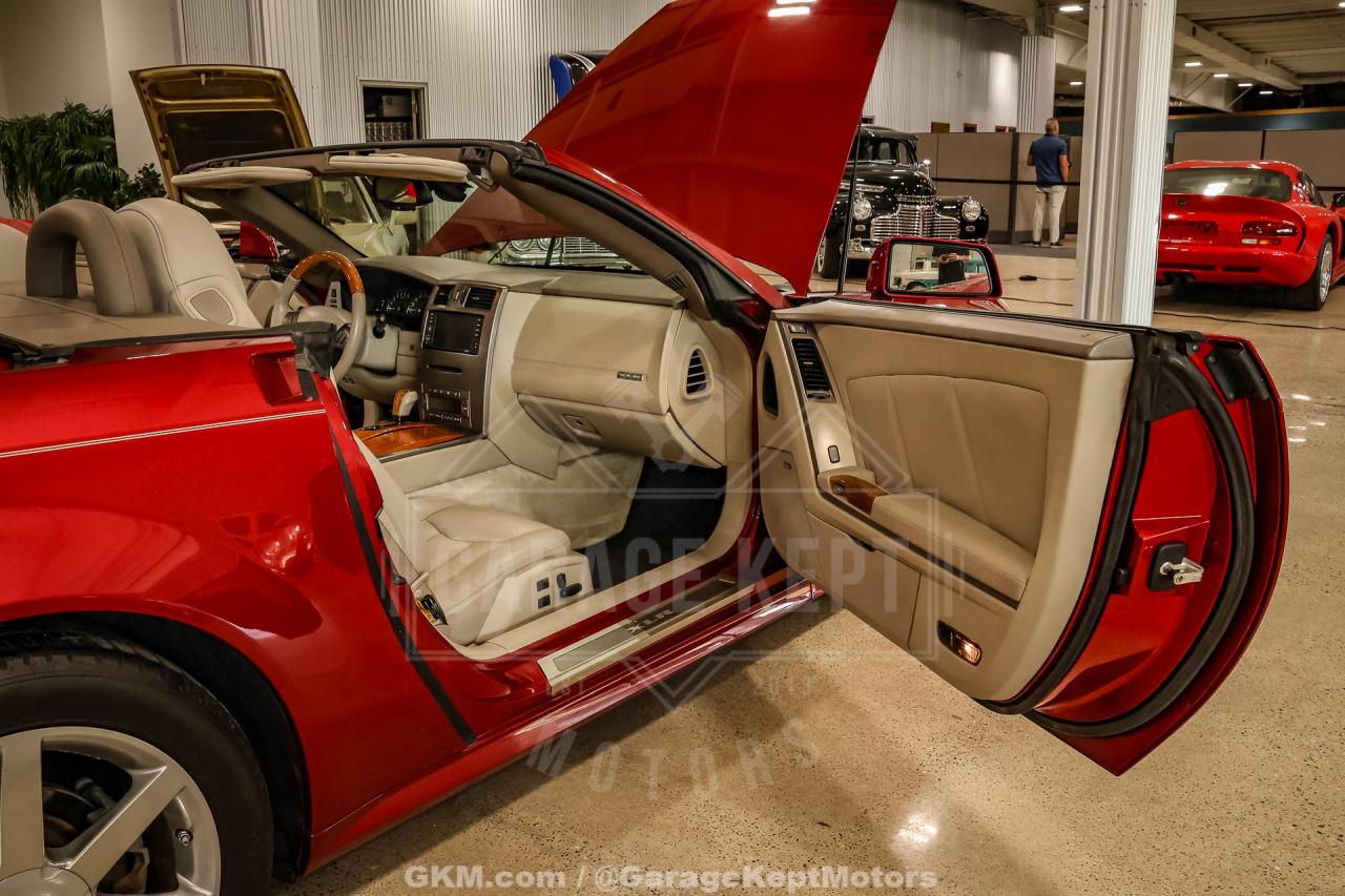 2005 Cadillac XLR