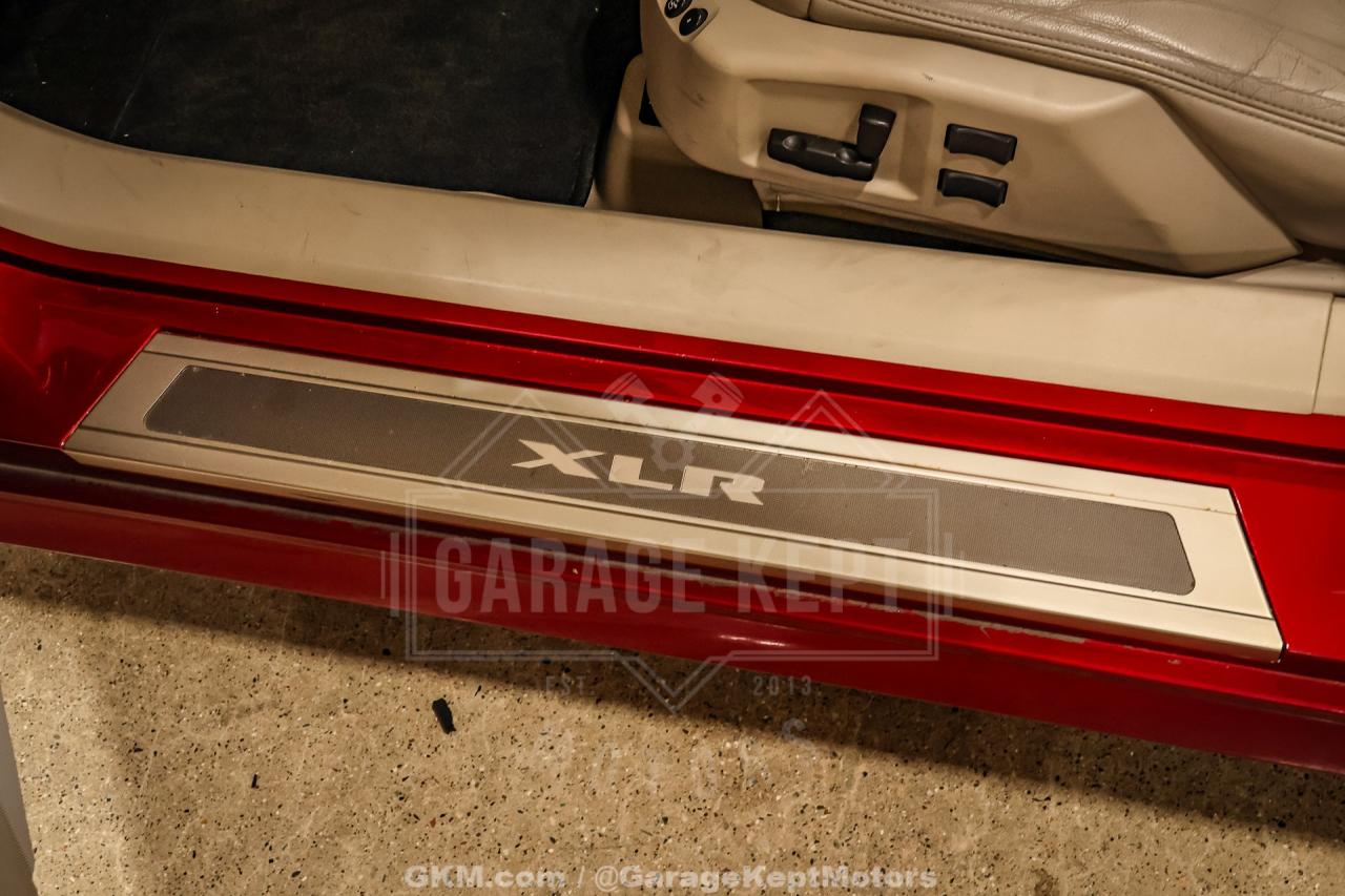 2005 Cadillac XLR