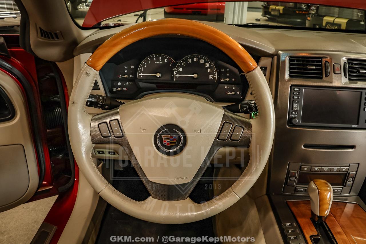 2005 Cadillac XLR