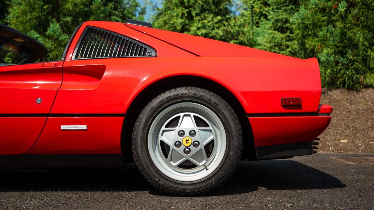 1989 Ferrari 328 GTS