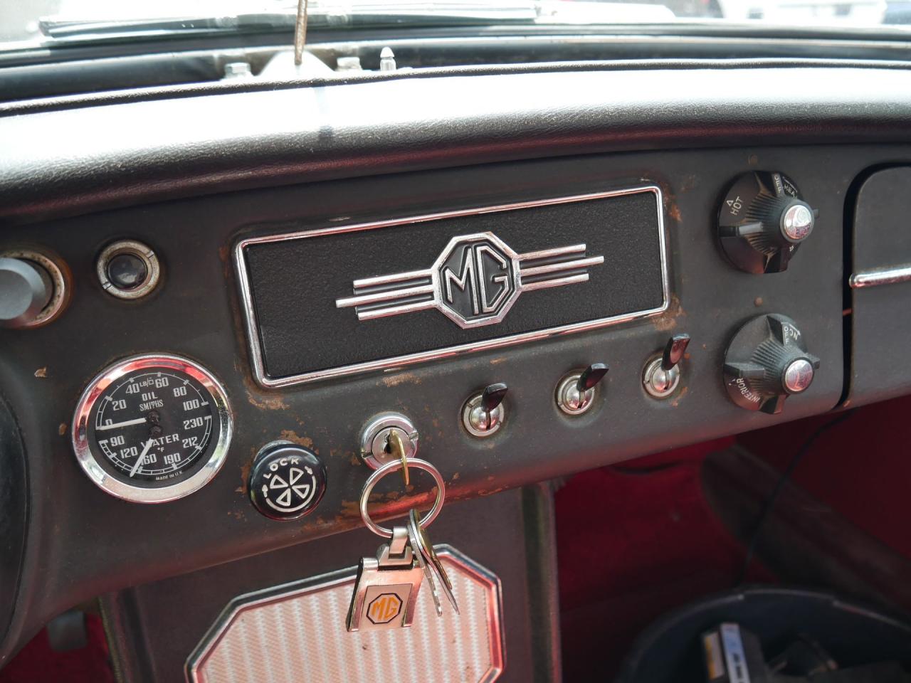 1965 MG MGB with Hardtop