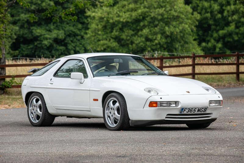1989 Porsche 928 S4