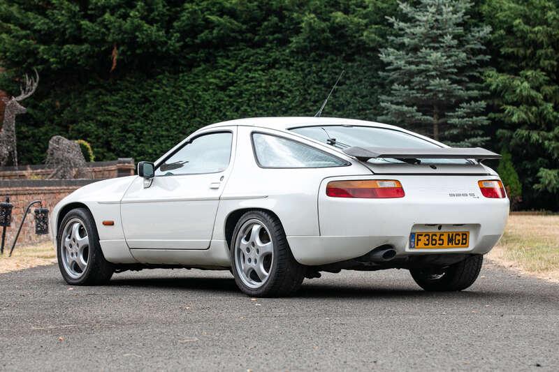1989 Porsche 928 S4