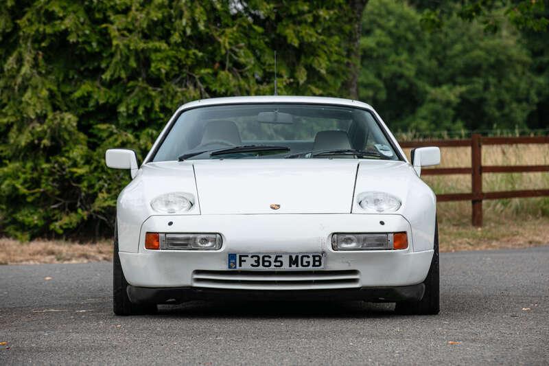 1989 Porsche 928 S4
