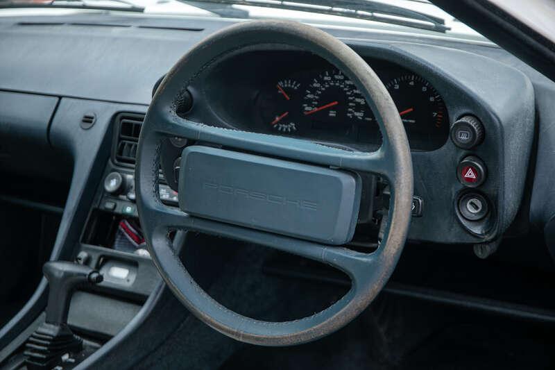 1989 Porsche 928 S4