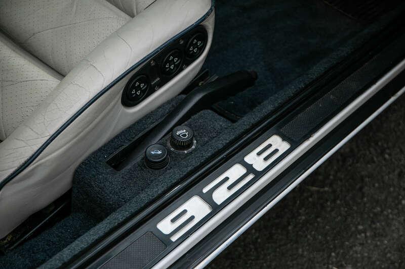 1989 Porsche 928 S4