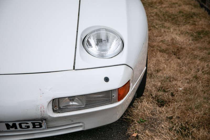 1989 Porsche 928 S4