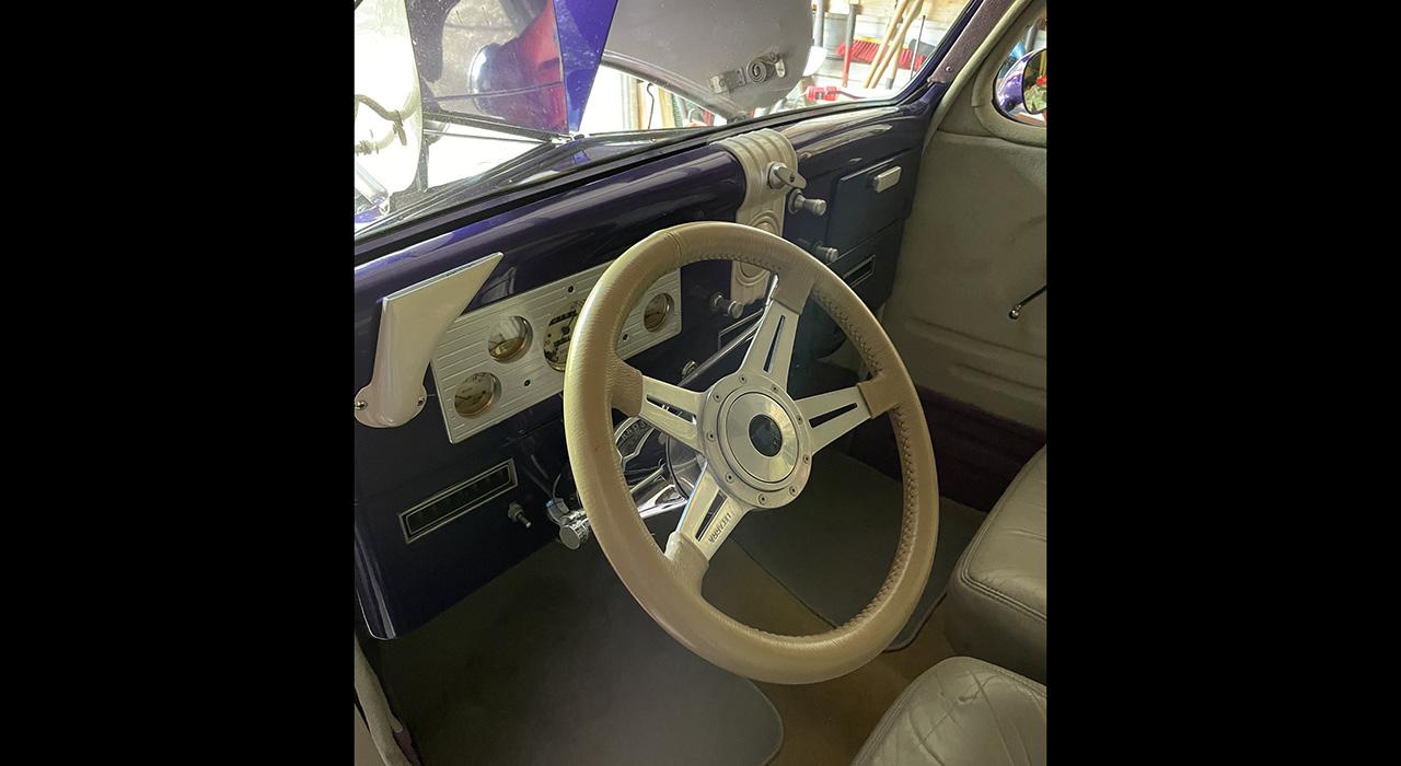 1935 Ford 48