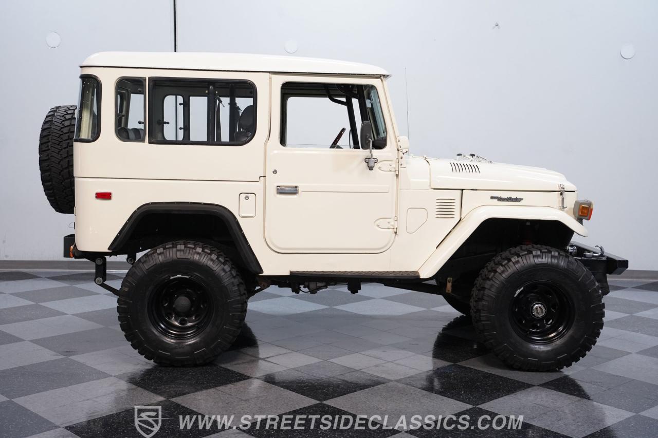 1978 Toyota Land Cruiser FJ40 Restomod