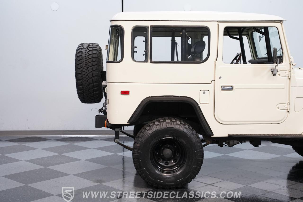 1978 Toyota Land Cruiser FJ40 Restomod