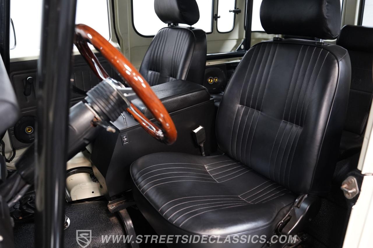 1978 Toyota Land Cruiser FJ40 Restomod