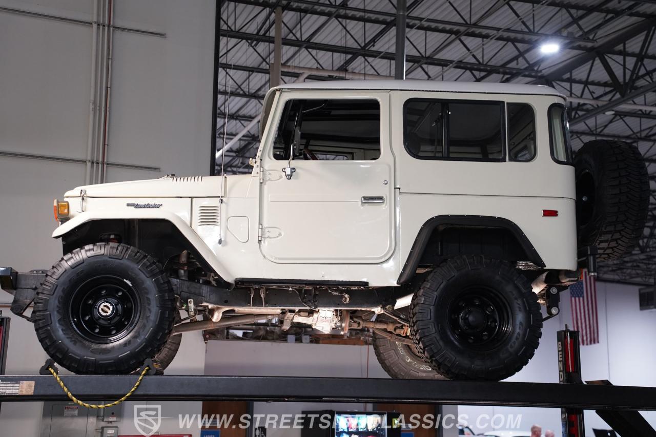 1978 Toyota Land Cruiser FJ40 Restomod
