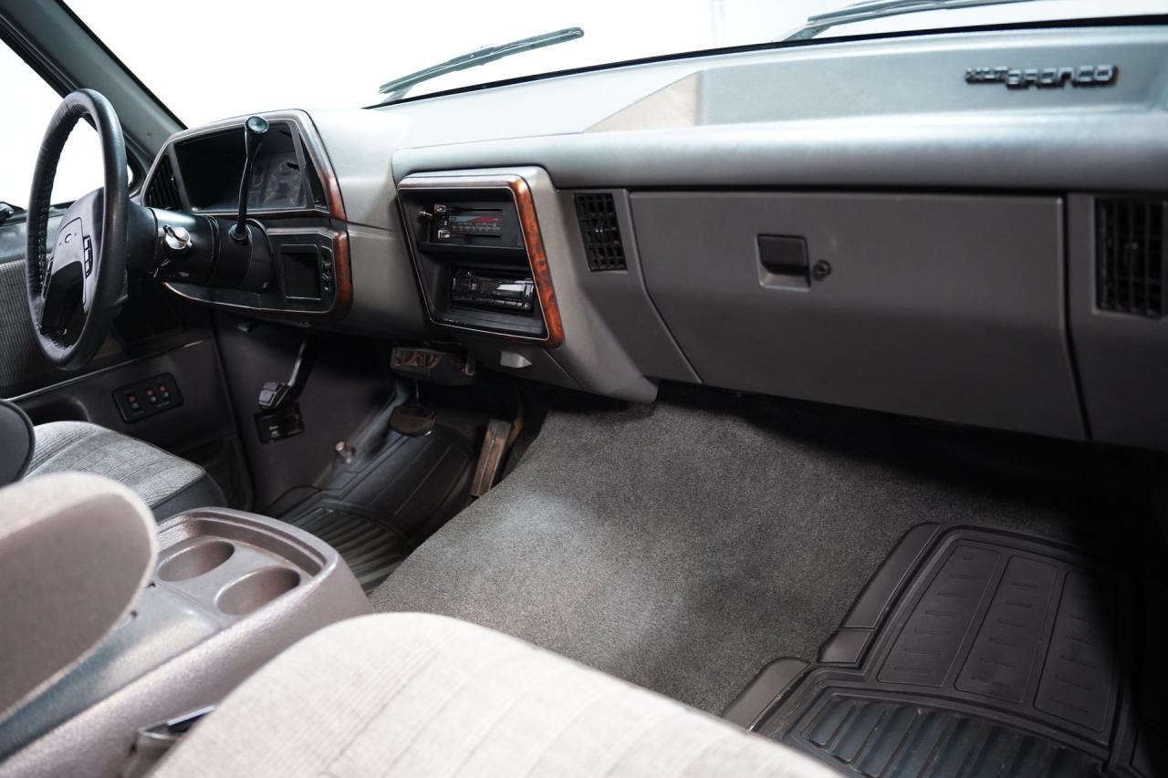 1989 Ford Bronco XLT 4X4