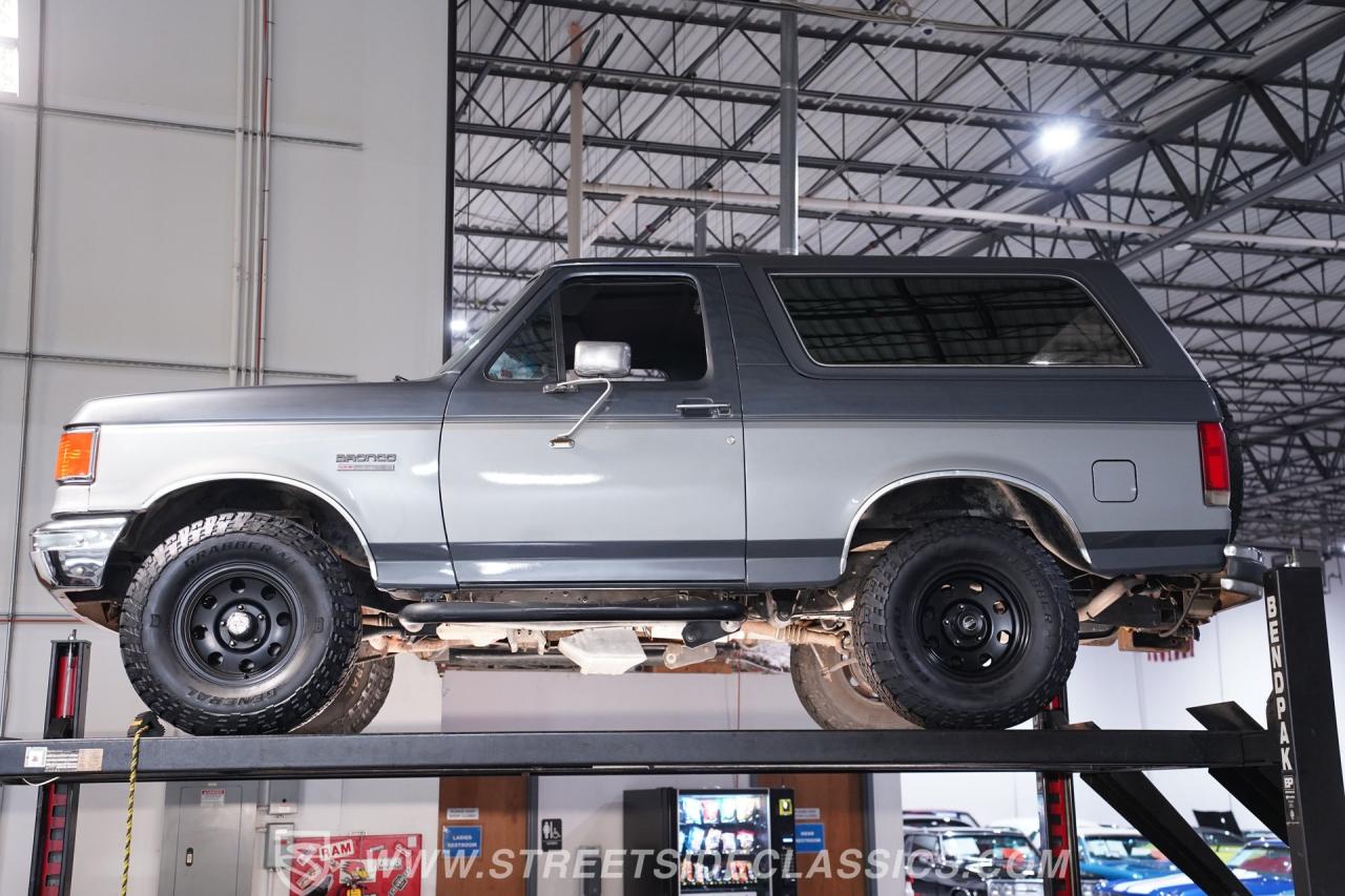 1989 Ford Bronco XLT 4X4