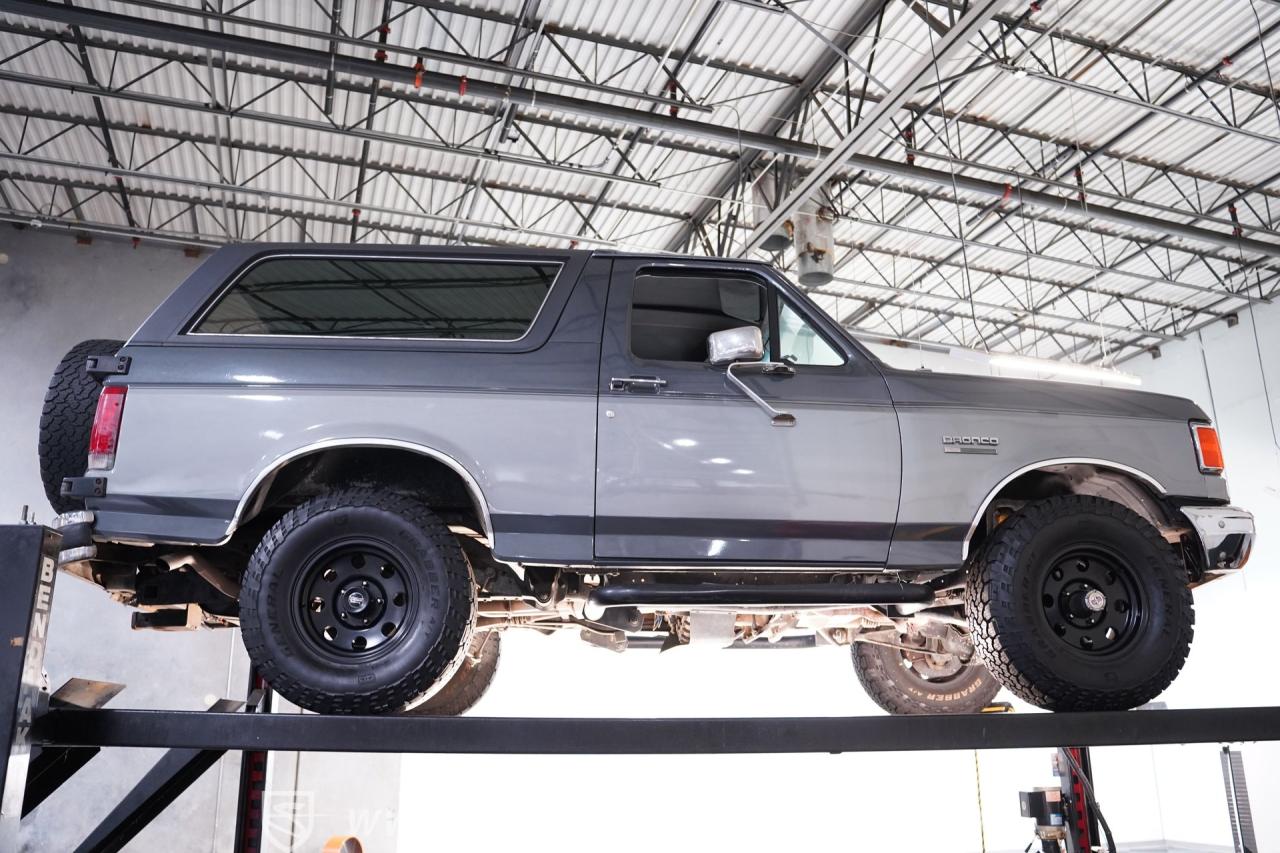 1989 Ford Bronco XLT 4X4