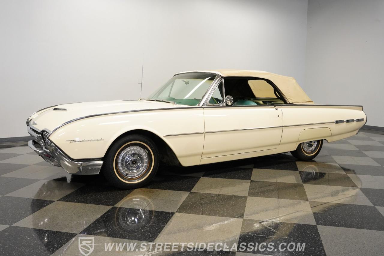 1962 Ford Thunderbird Convertible