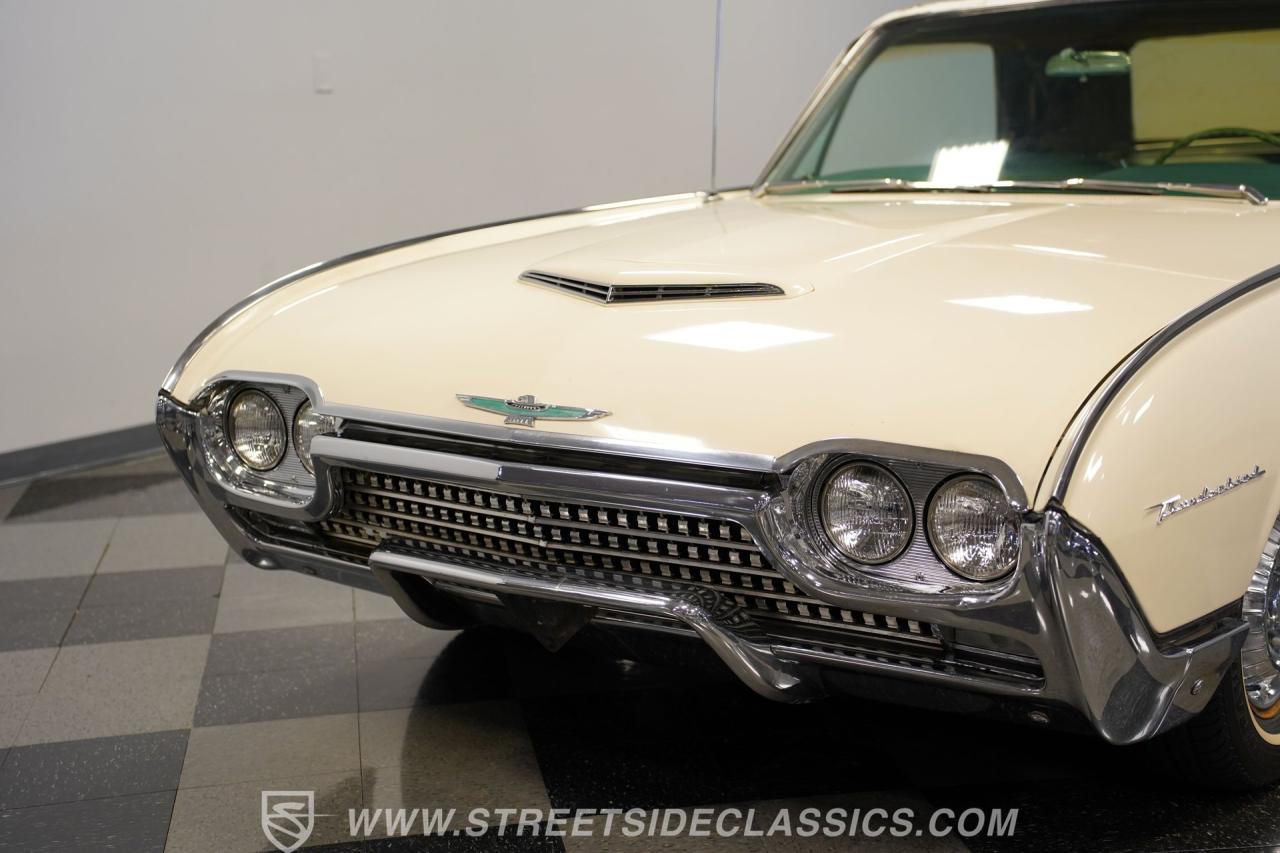 1962 Ford Thunderbird Convertible
