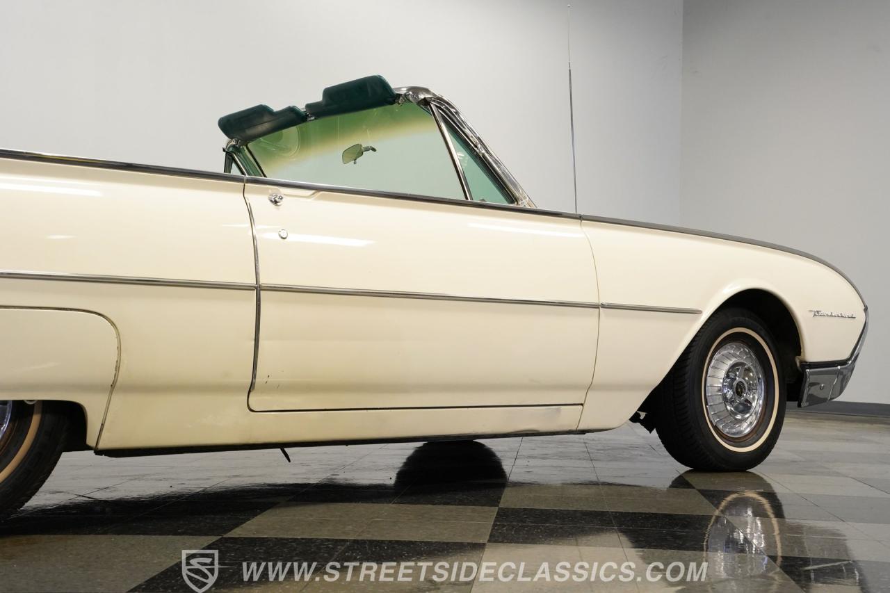 1962 Ford Thunderbird Convertible