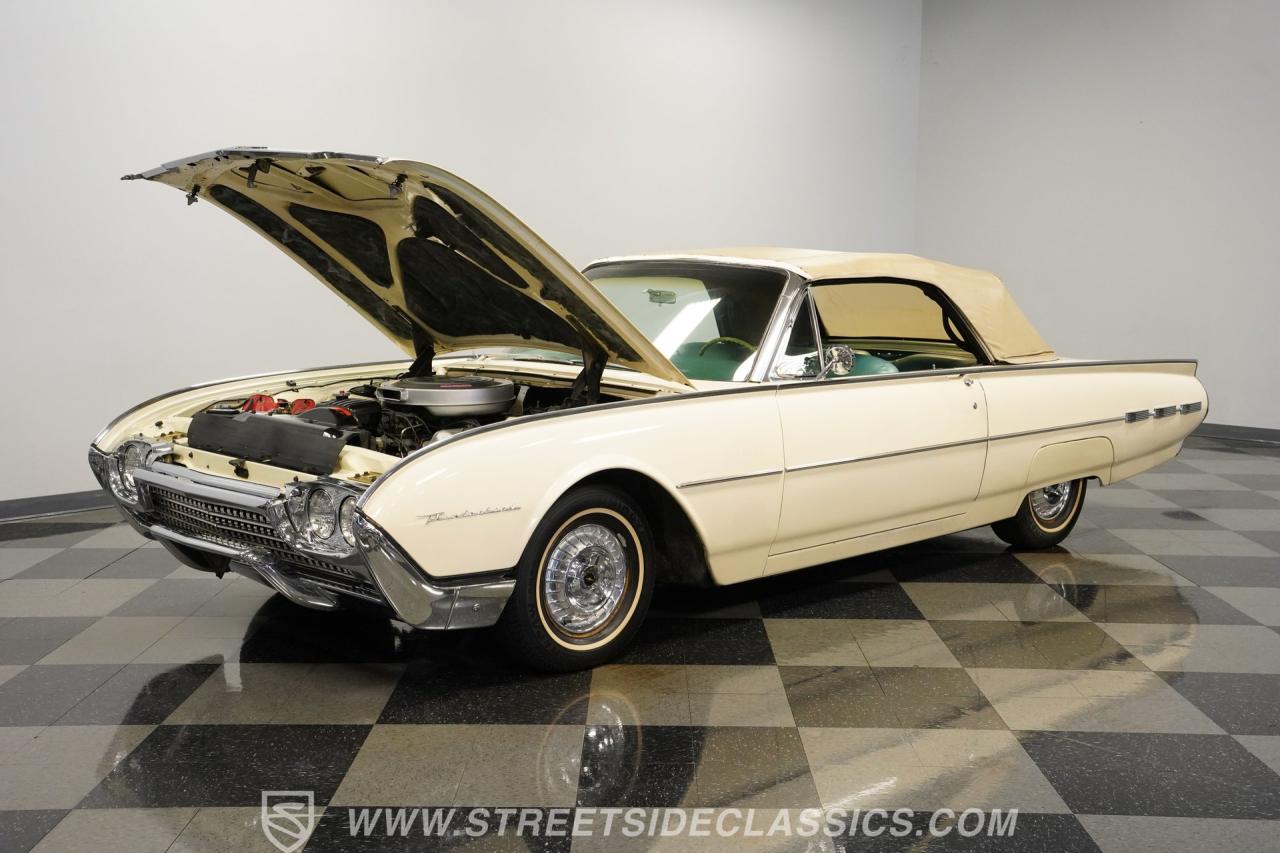 1962 Ford Thunderbird Convertible