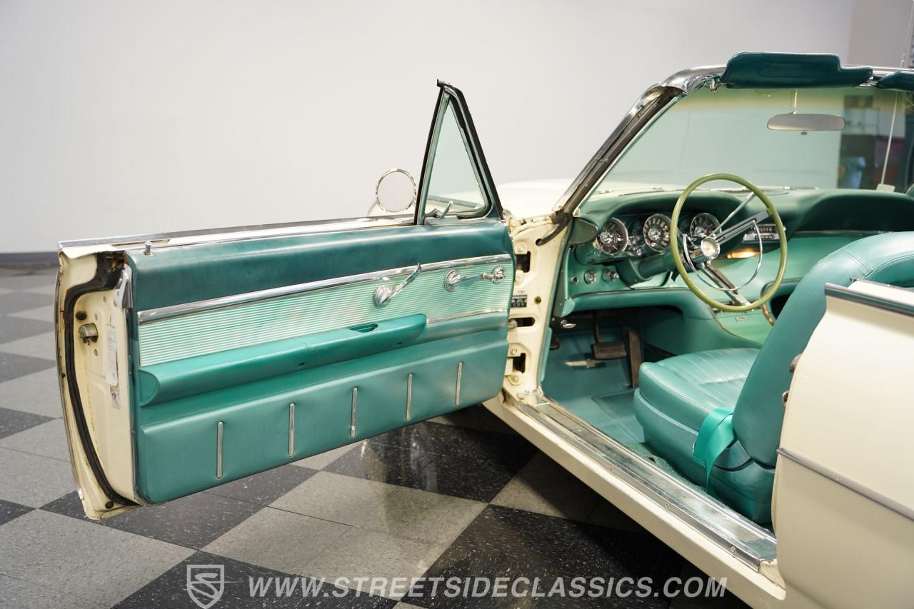 1962 Ford Thunderbird Convertible