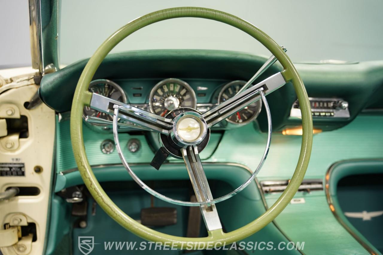 1962 Ford Thunderbird Convertible