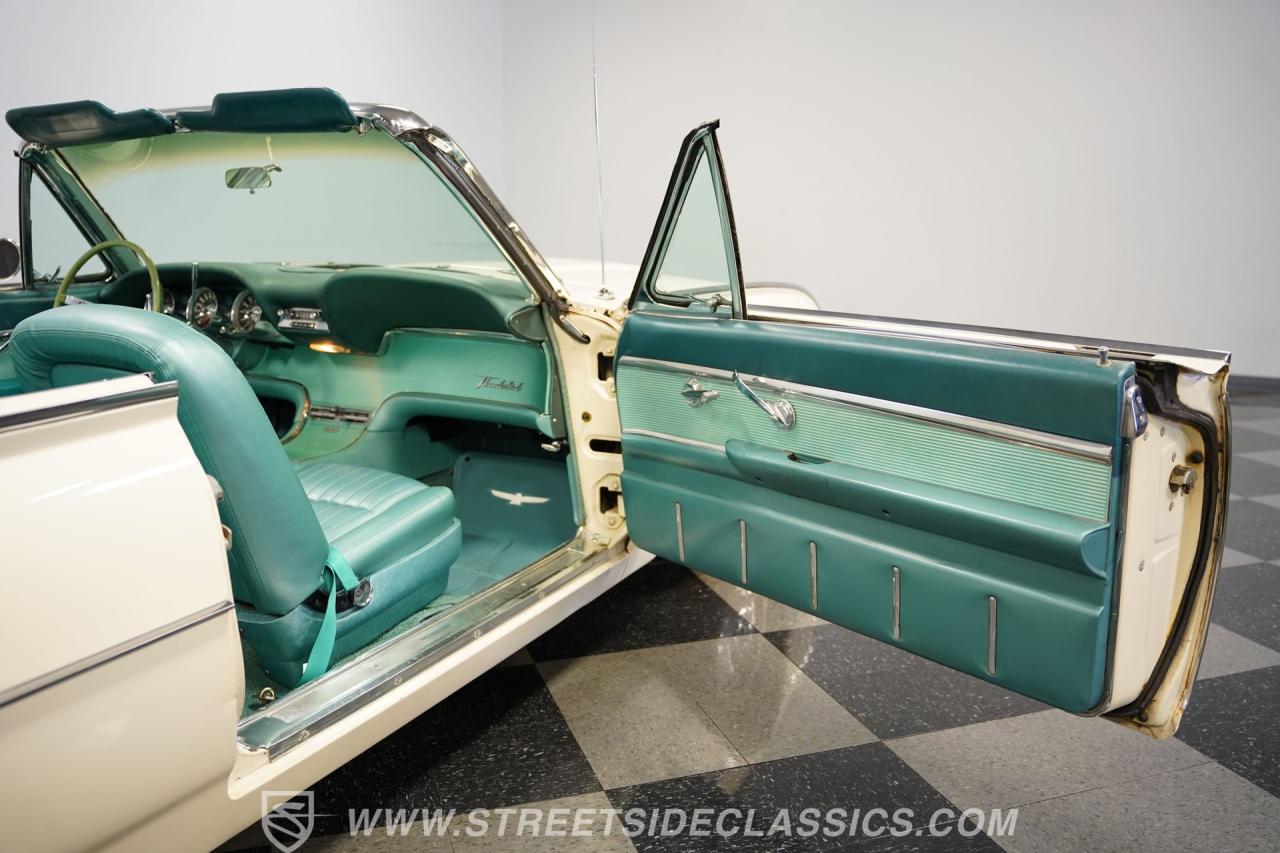 1962 Ford Thunderbird Convertible