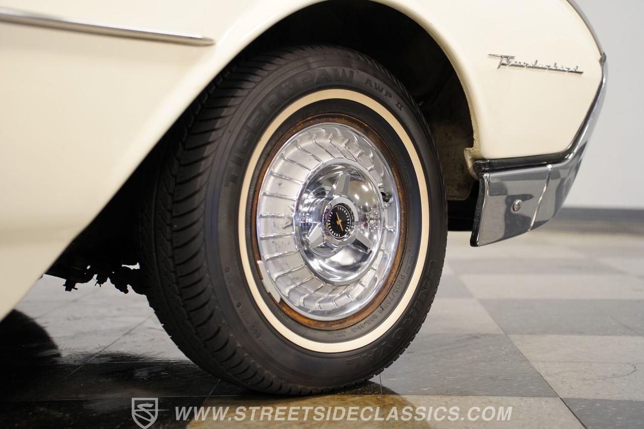 1962 Ford Thunderbird Convertible