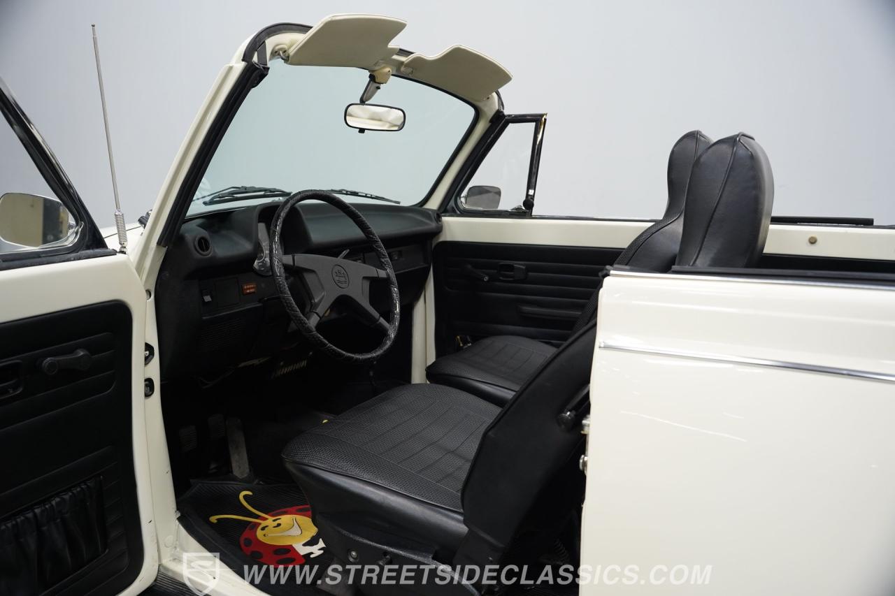 1975 Volkswagen Super Beetle Convertible