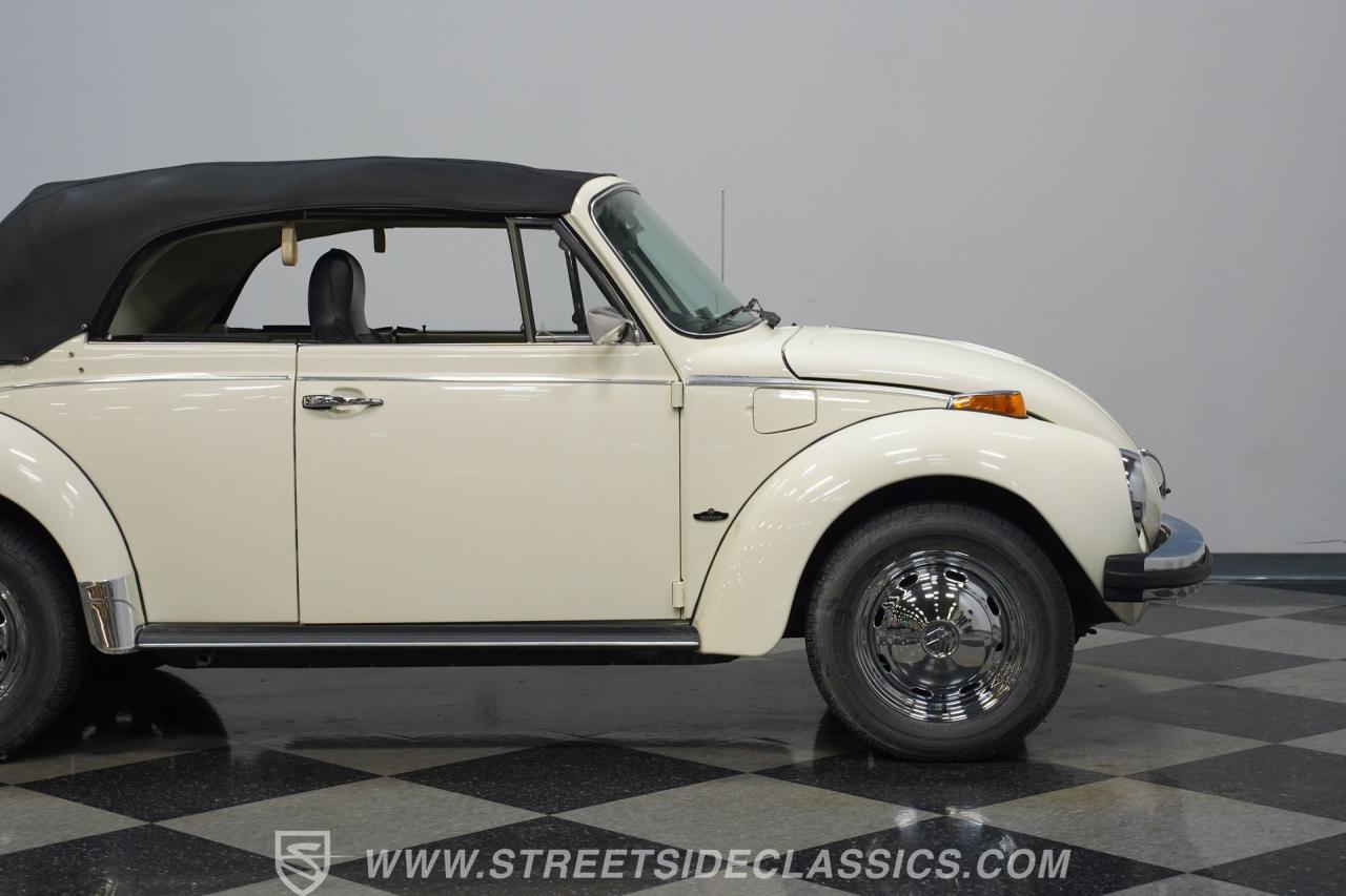 1975 Volkswagen Super Beetle Convertible