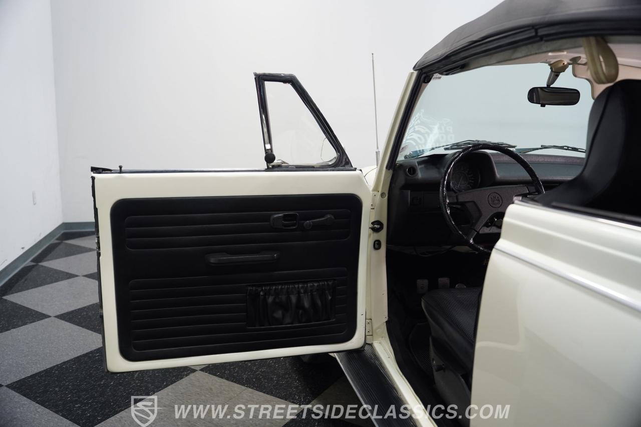 1975 Volkswagen Super Beetle Convertible
