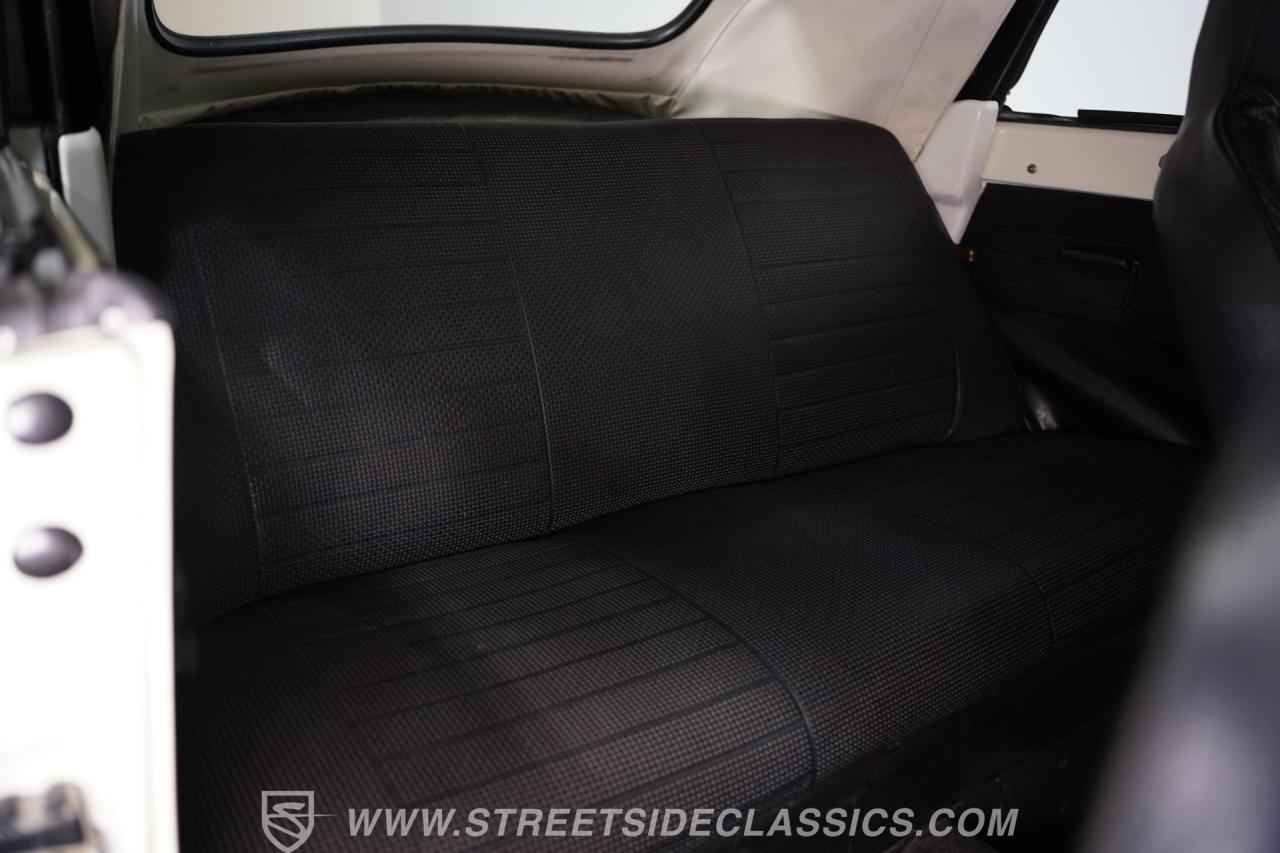 1975 Volkswagen Super Beetle Convertible