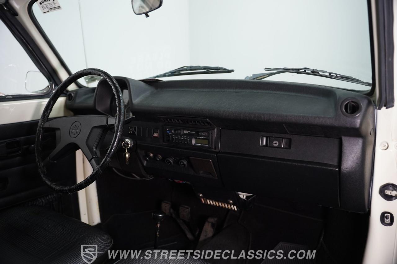 1975 Volkswagen Super Beetle Convertible