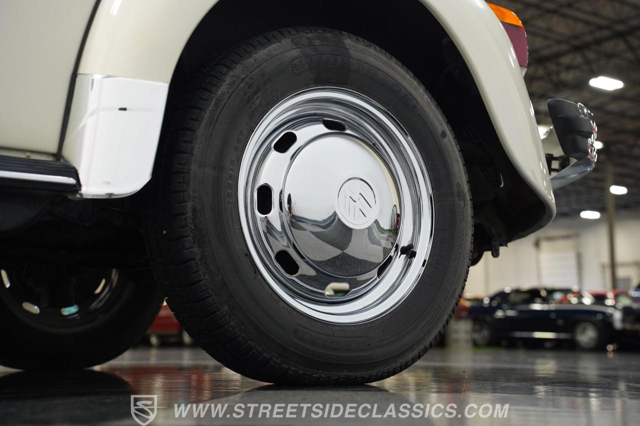 1975 Volkswagen Super Beetle Convertible