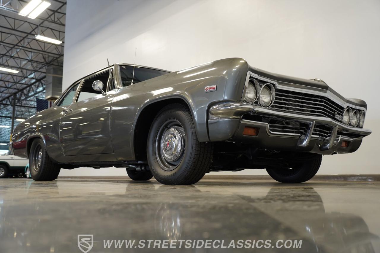 1966 Chevrolet Biscayne 502 Restomod
