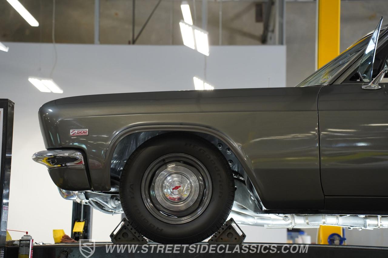 1966 Chevrolet Biscayne 502 Restomod