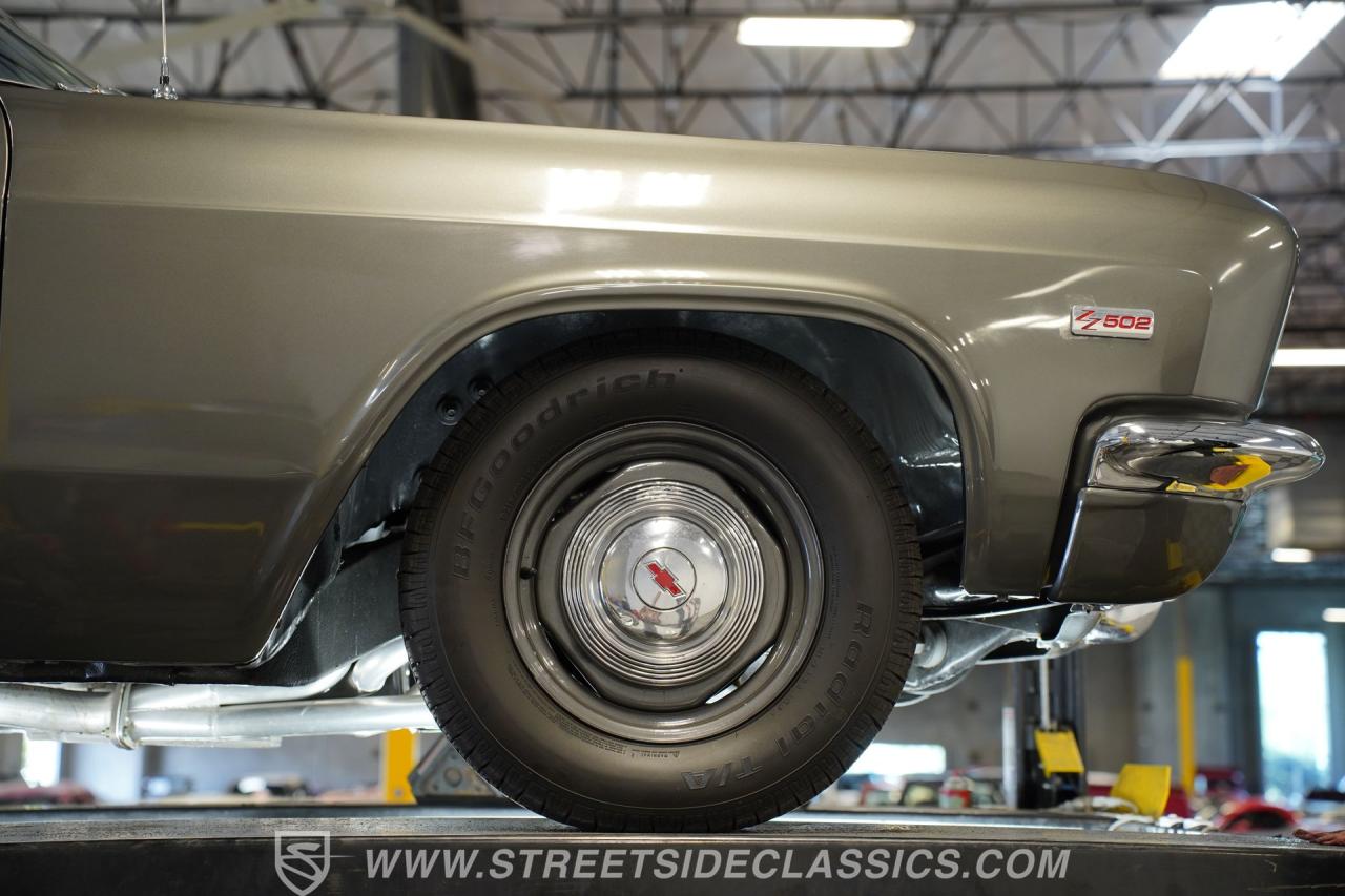 1966 Chevrolet Biscayne 502 Restomod