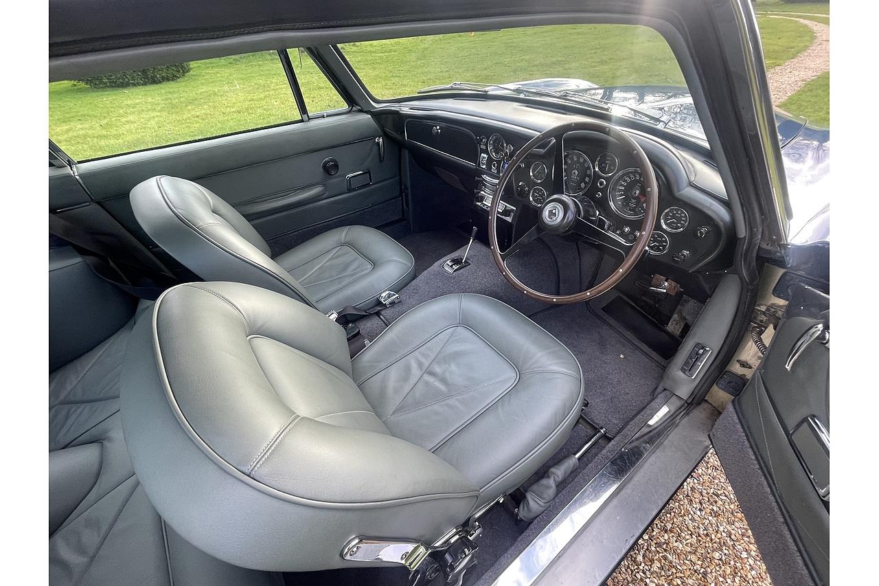 1967 Aston Martin DB6 Auto 3998