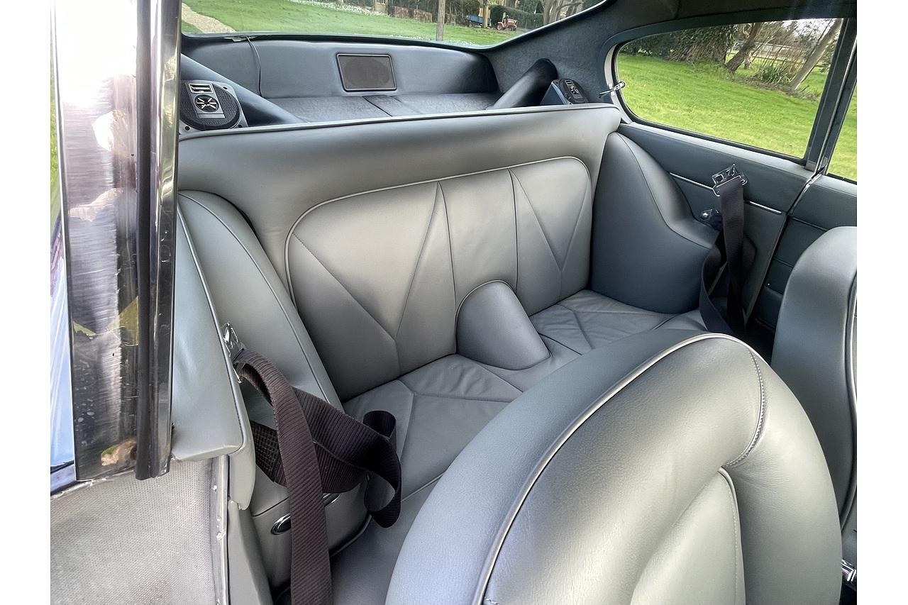 1967 Aston Martin DB6 Auto 3998