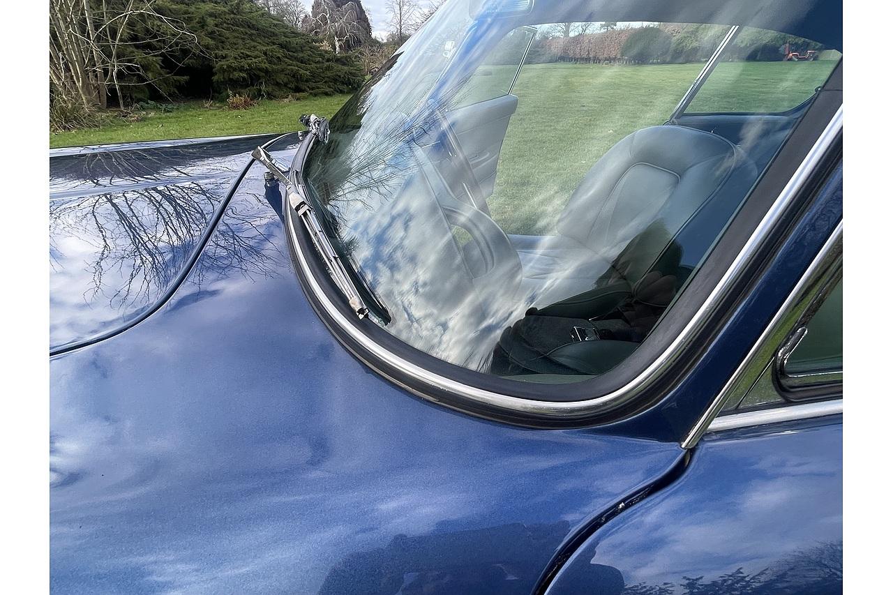 1967 Aston Martin DB6 Auto 3998
