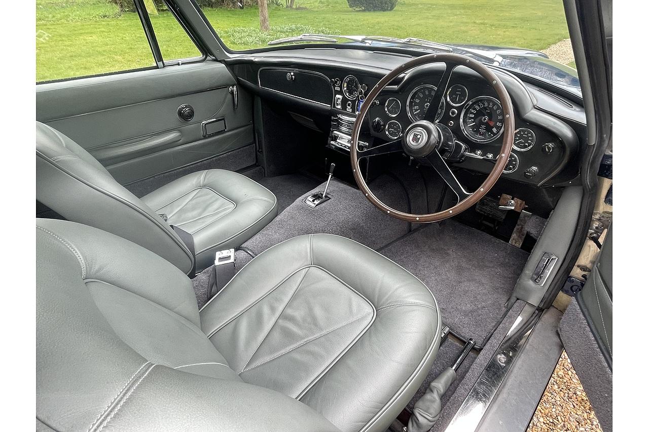 1967 Aston Martin DB6 Auto 3998