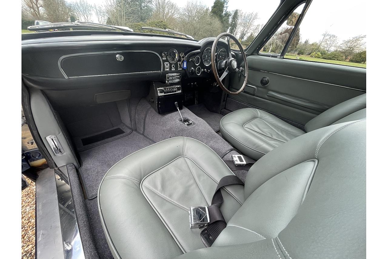 1967 Aston Martin DB6 Auto 3998