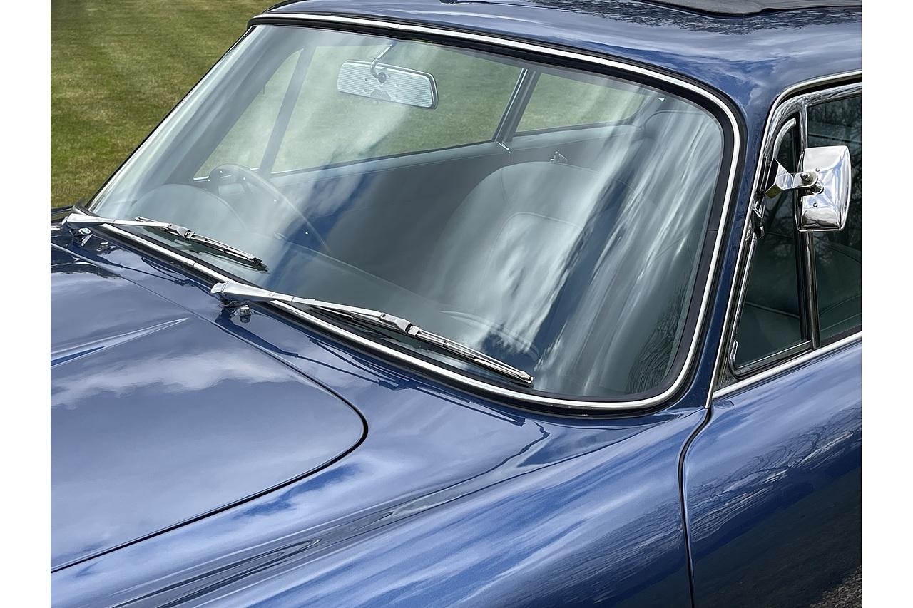 1967 Aston Martin DB6 Auto 3998