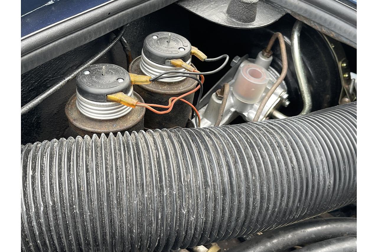 1967 Aston Martin DB6 Auto 3998