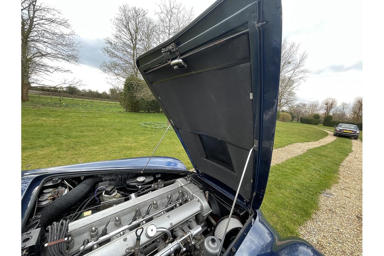 1967 Aston Martin DB6 Auto 3998