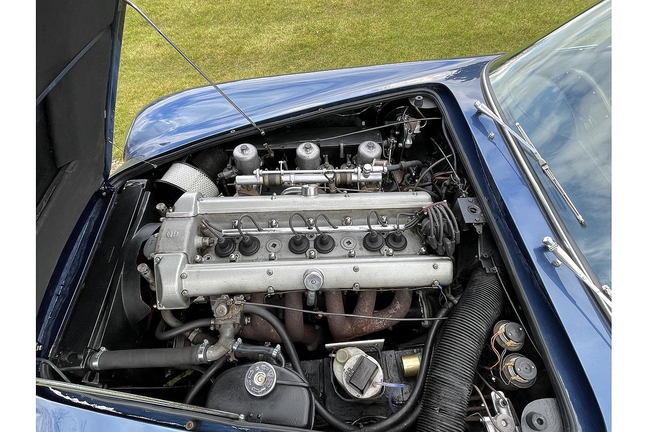 1967 Aston Martin DB6 Auto 3998