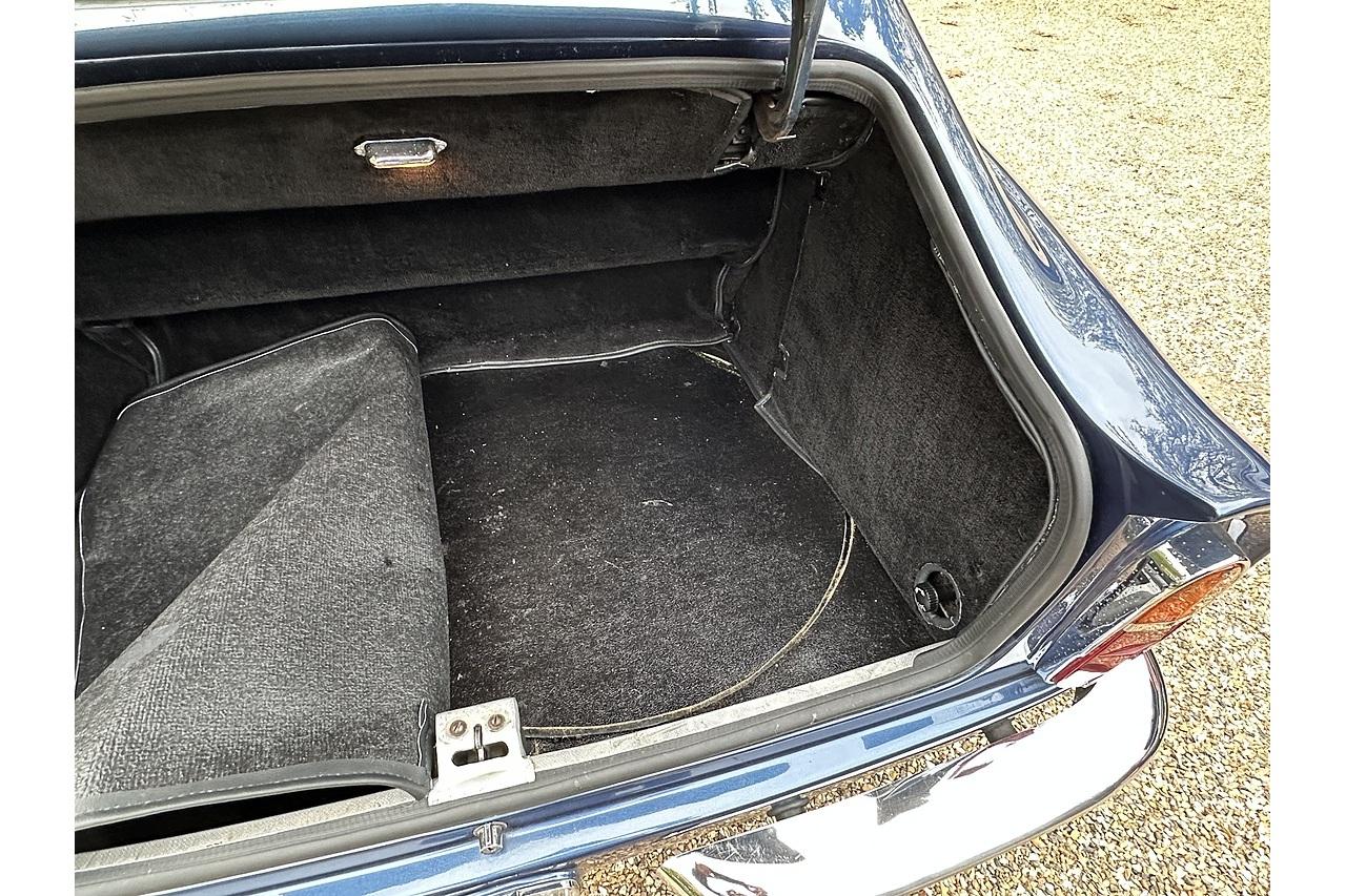 1967 Aston Martin DB6 Auto 3998