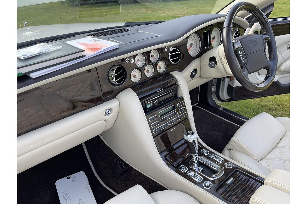 2010 Bentley AZURE T
