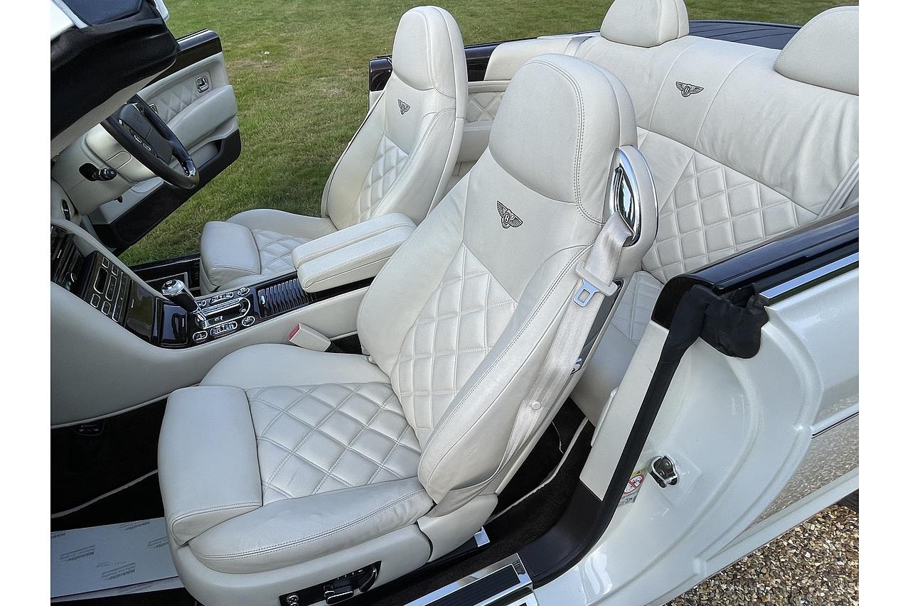 2010 Bentley AZURE T