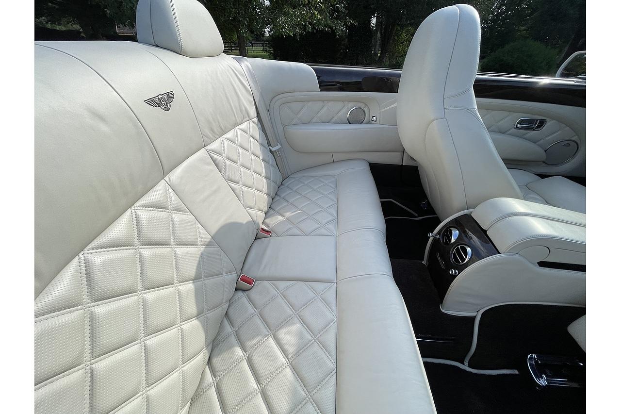 2010 Bentley AZURE T